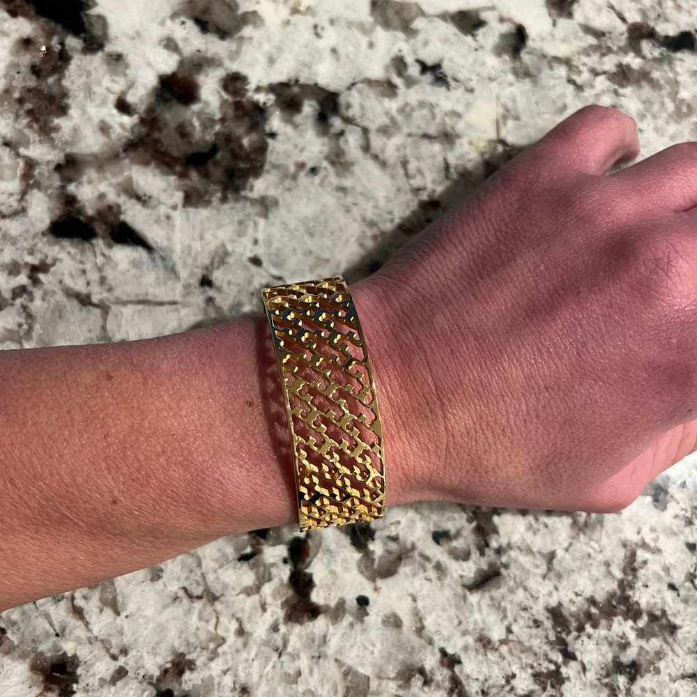 Tory burch bangle bracelet